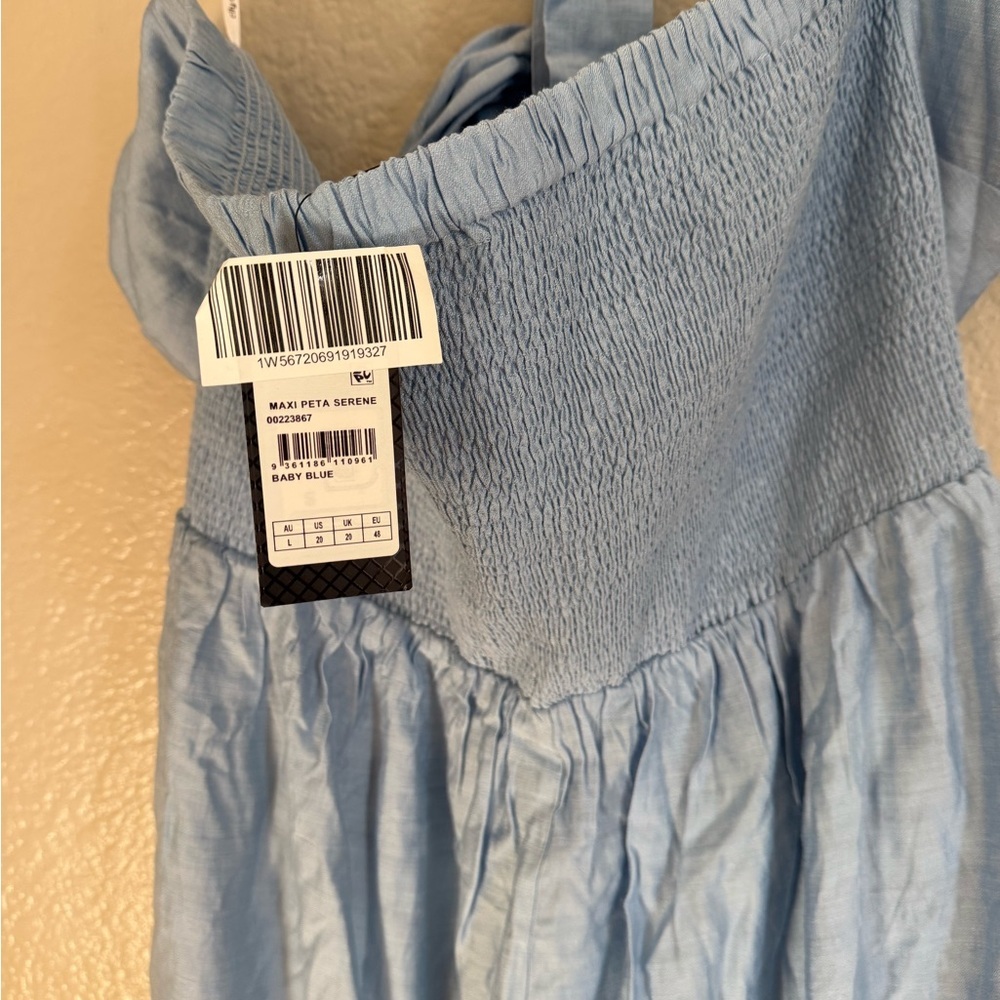 City Chic Peta Serene Maxi Dress baby blue - Picture 4 of 6